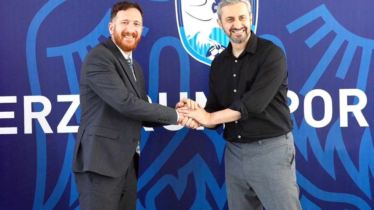 Erzurumspor FK'dan Serkan Özbalta İle Devam Kararı: Yeni Sözleşme İmzalandı