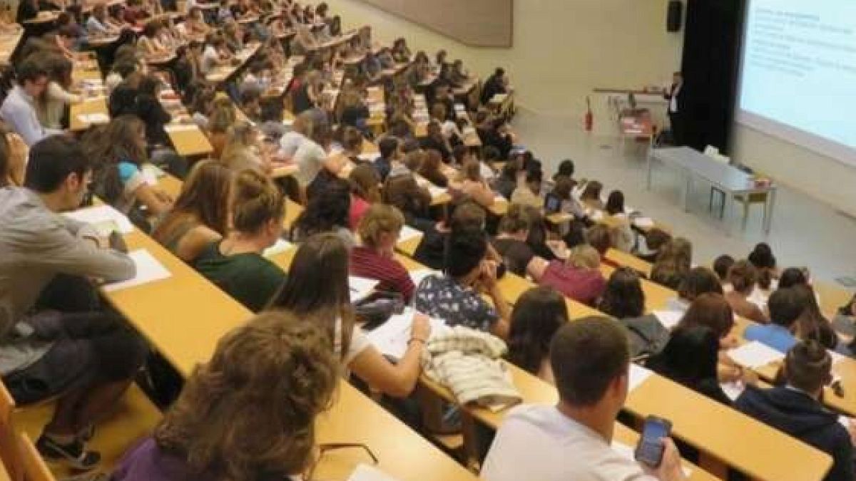 Üniversite Öğrencilerine Yeni Fırsat: İlişiği Kesilenlere Af Geliyor