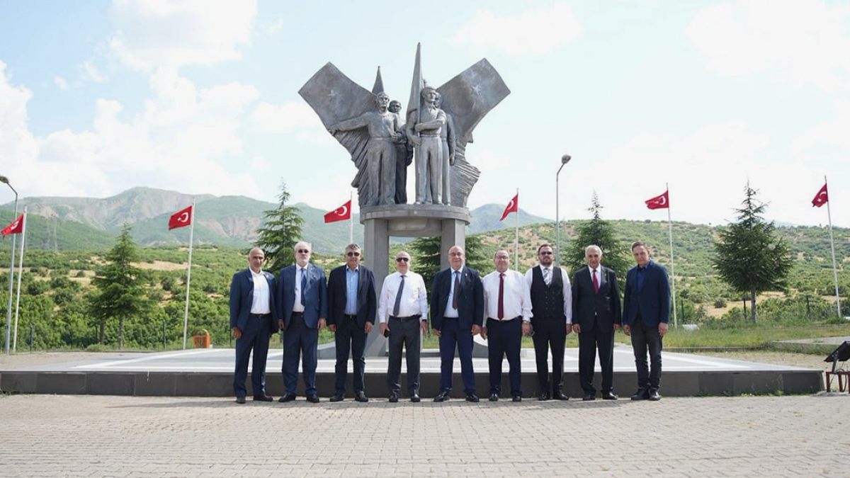 Ümit Özdağ'a Şeyh Said Davasında Para Cezası