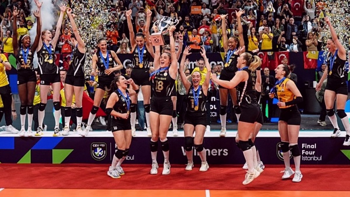 VakıfBank'tan Eylül Akarçeşme Hamlesi: Hedef Kupa Zaferleri