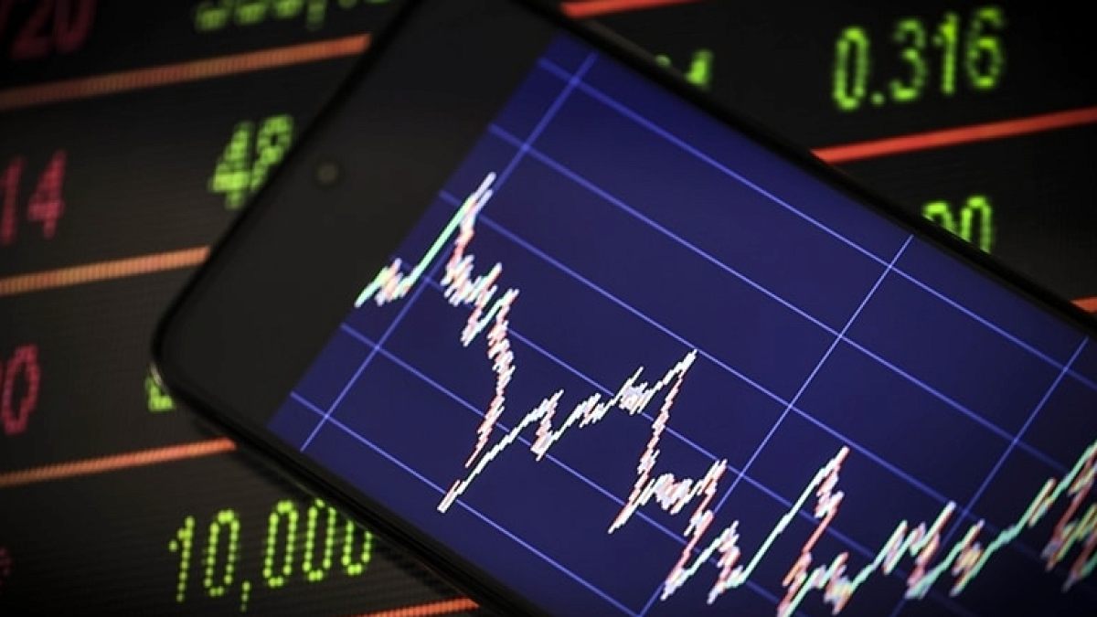 Apple'ın Fiyat Artışı Şok Dalgaları: Küresel Borsalar 250 Milyar Dolar Kaybetti