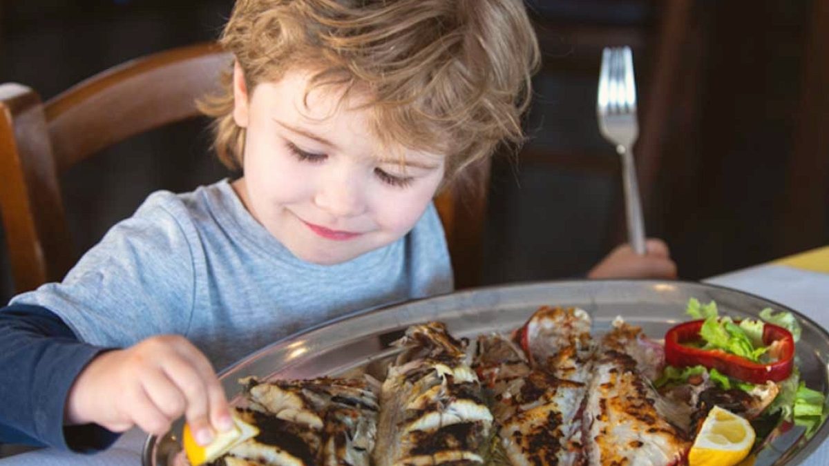 Ünlü Şefin Restoran Sırları: Pazartesi Balık Siparişi ve Diğer Tehlikeler