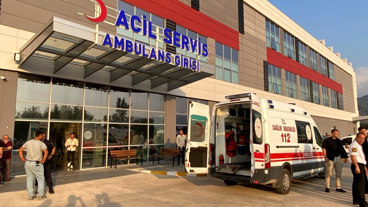 Osmaniye'de Tatlı Krizi: 53 Kişi Zehirlenme Şüphesiyle Hastanelik Oldu