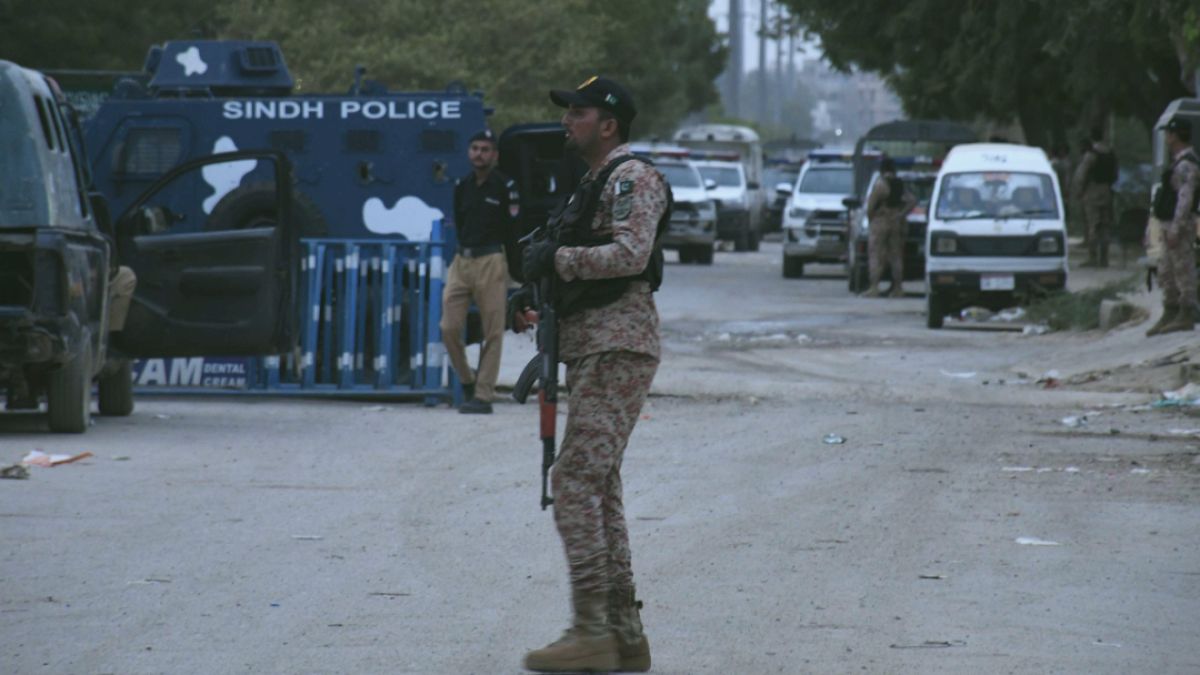 Pakistan'da Kritik Birim Hedef Alındı: 3 Şehit, 3 Terörist Öldürüldü