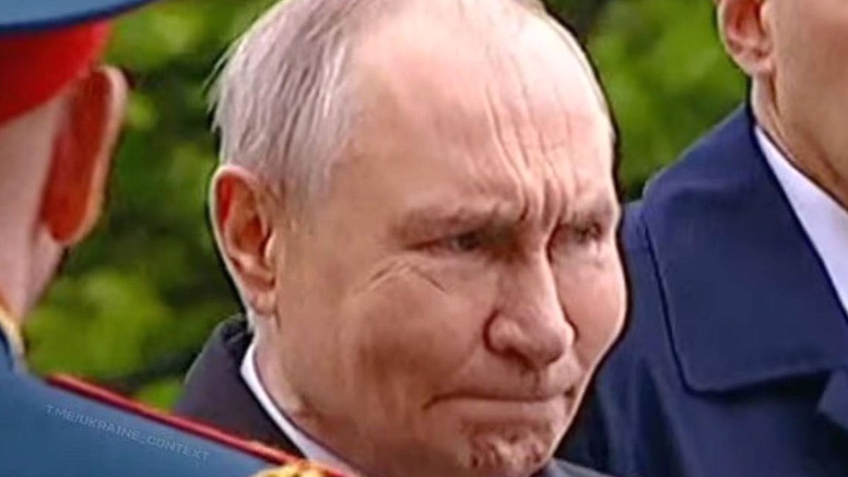 Rusya'da Akaryakıt Krizi: Putin'den İhracat Yasakları ve Stok Açıklaması