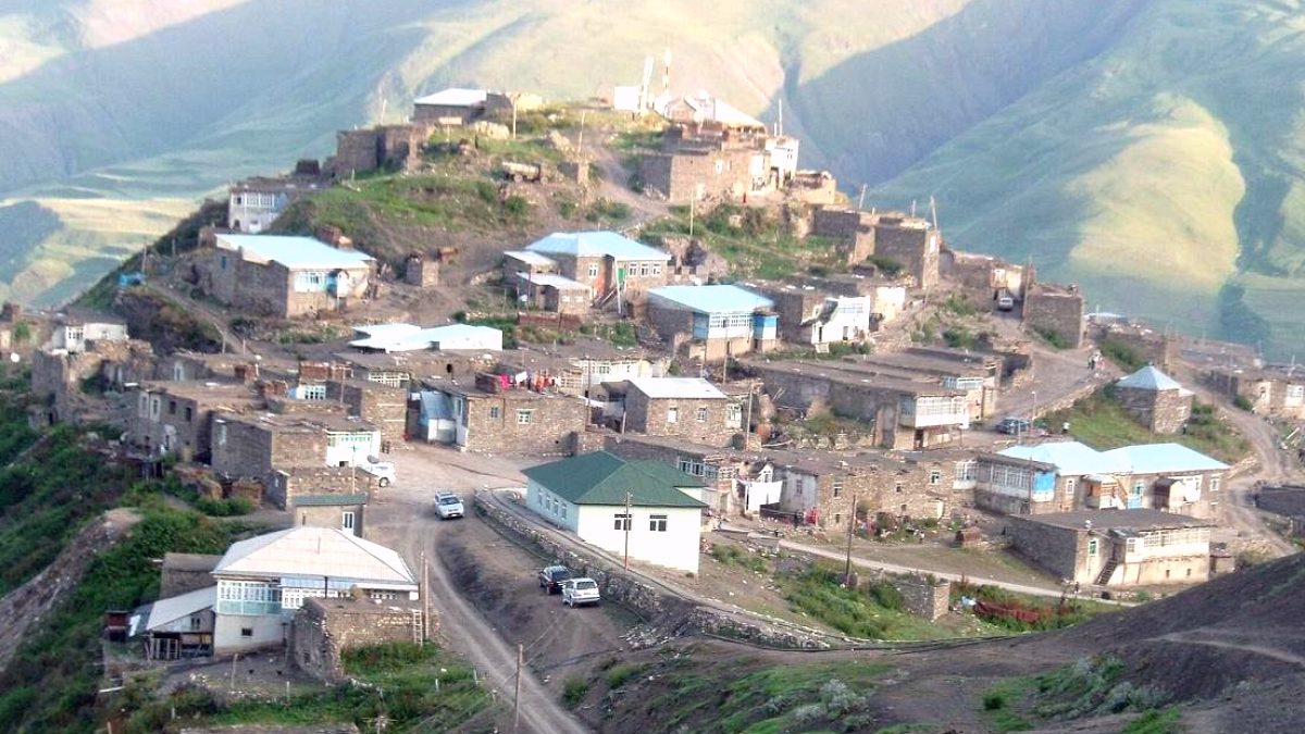 Dünyada Anlaşılmayan Bir Dil: Azerbaycan'ın Gizemli Dağ Köyü