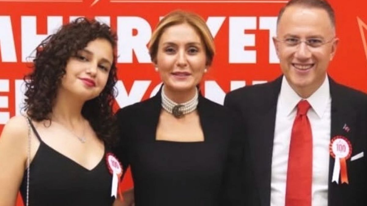 Genç Siyasetçi Suzan Rüya Balçık Trafik Kazasında Vefat Etti