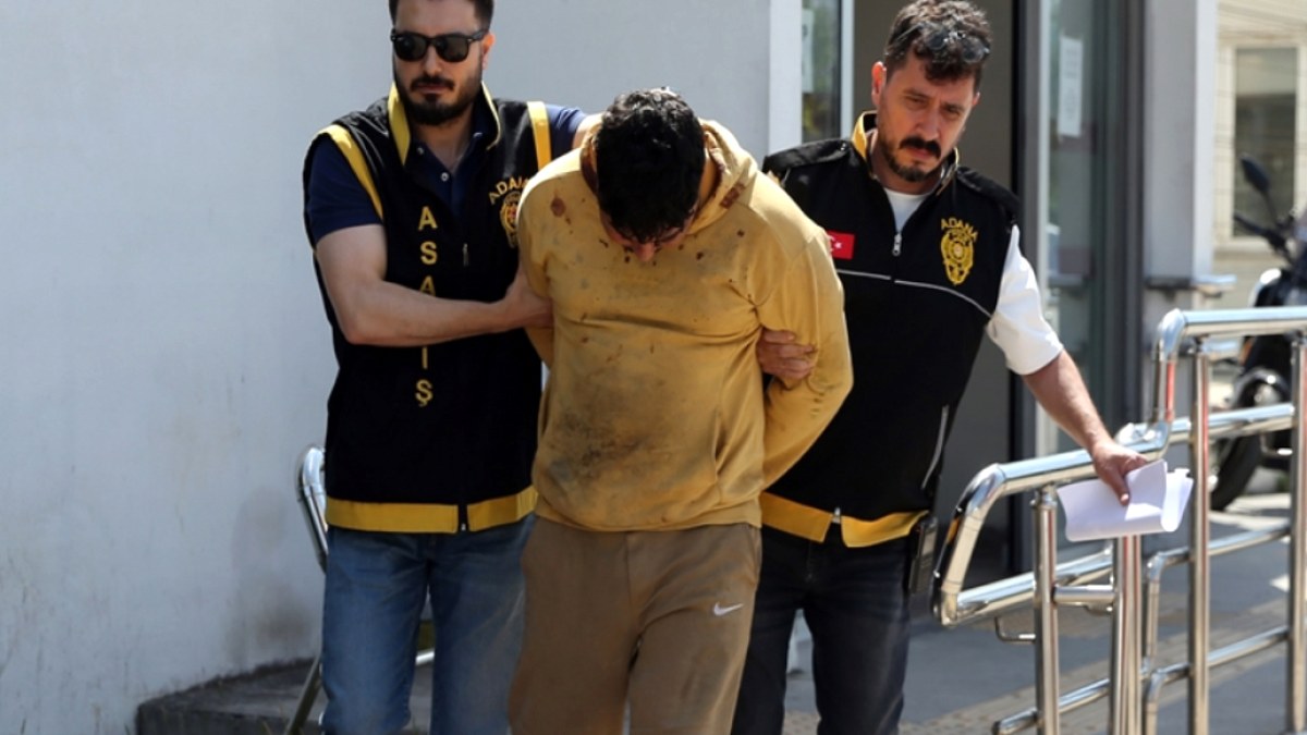 Gece Kulübünden Atılan Zanlı, İntikam İçin Gittiği İş Yerinde Polisi Vurdu