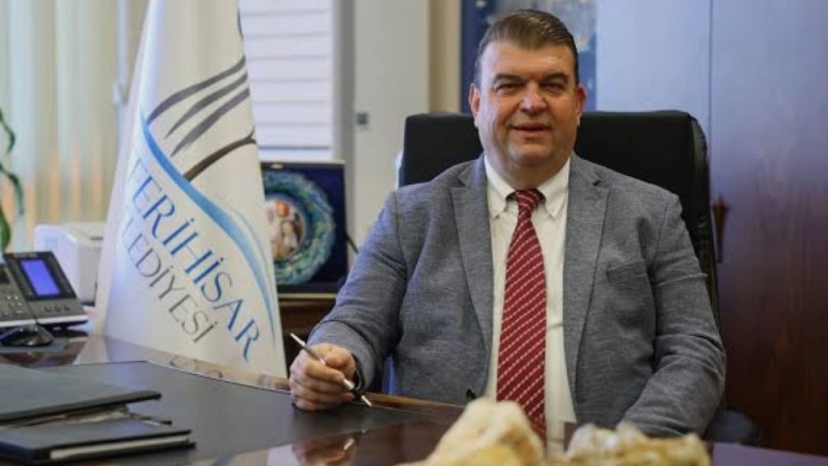 Seferihisar Belediye Başkanı Görevden Uzaklaştırıldı