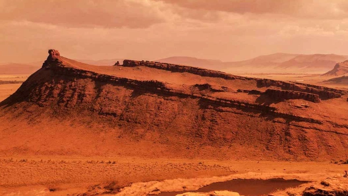 Mars'ın Devi Olympus Mons: İtalya Boyutunda Bir Yanardağın Sırrı Çözüldü
