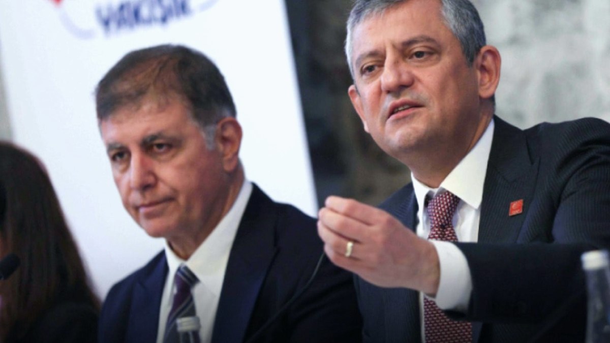 İzmir Belediye Başkanı Tugay'ın AK Parti'ye Geçiş İddiaları Gündemde