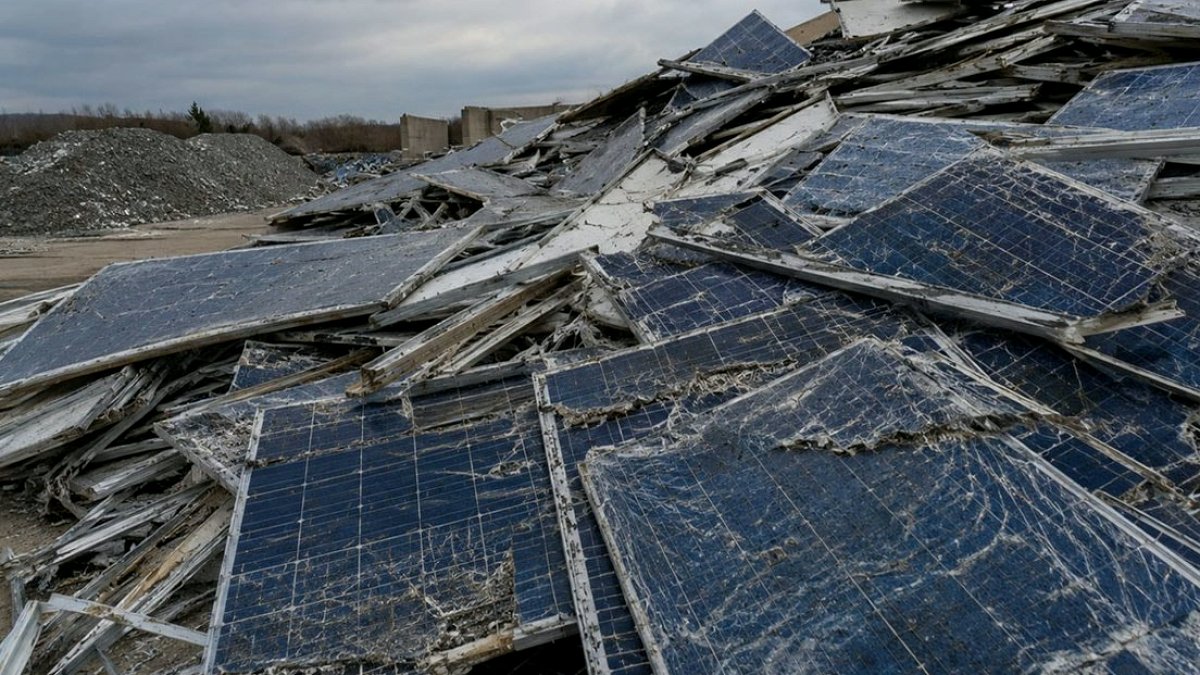 Felaket Panelleri Değerli Metallere Dönüştü: Brezilya'da Dev Geri Dönüşüm Başarısı