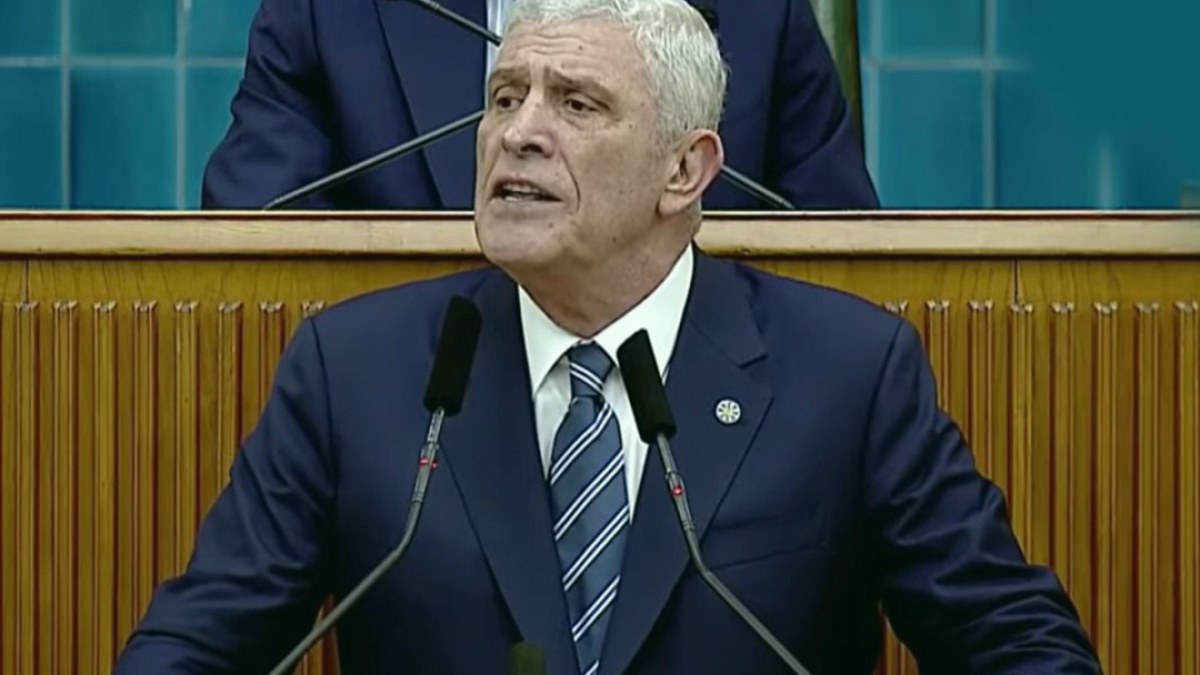 İYİ Parti Liderinden Sert Açıklamalar: 'Terör Örgütü Beklentisiyle Yasa Çıkarılmaz'