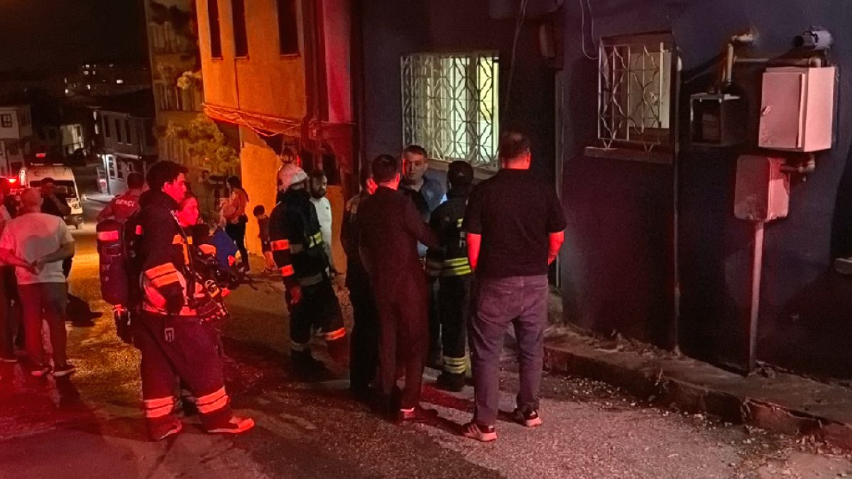 Eskişehir'de Korkutan Kundaklama: Kapüşonlu Şahıs Evi Ateşe Verdi