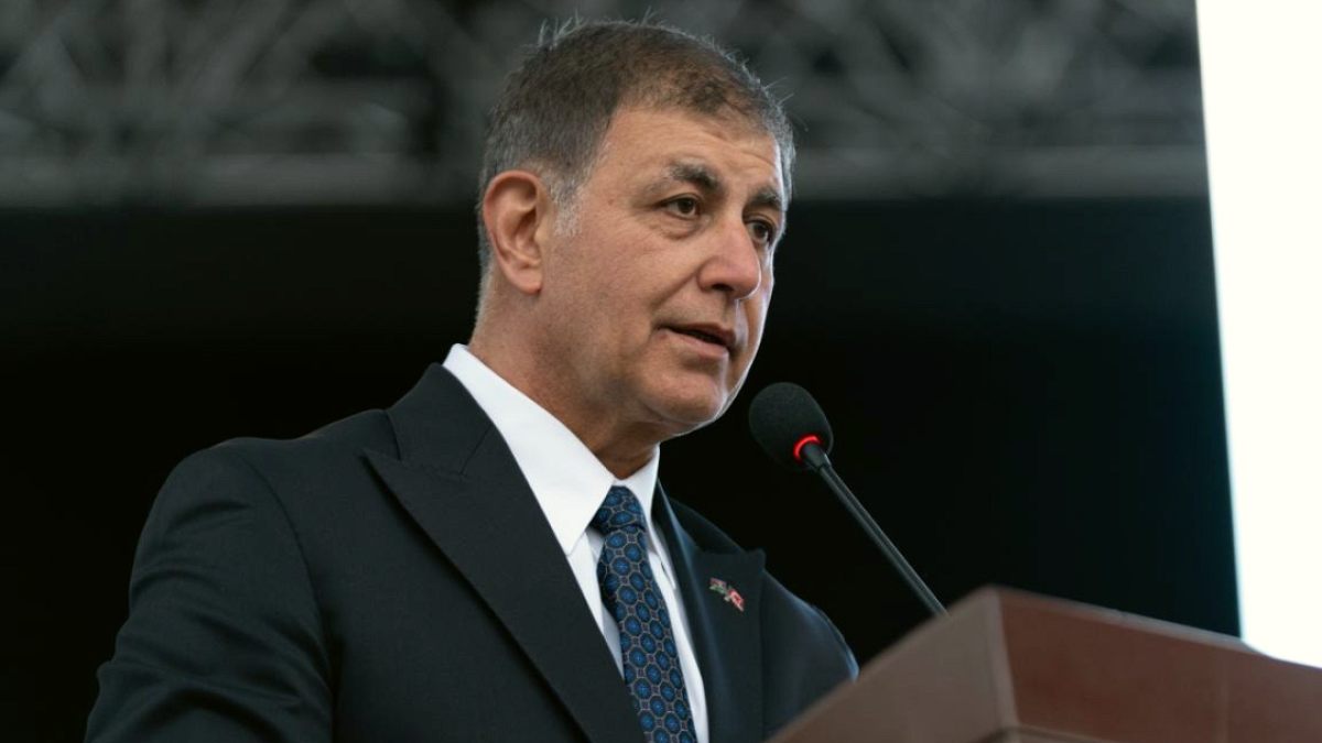 Cemil Tugay'ın AK Parti'ye Geçeceği İddiası Siyasette Gündem Oldu