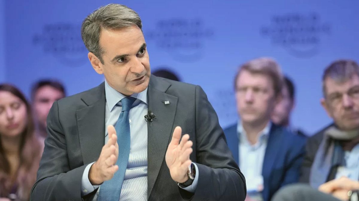 Yunanistan'dan Türkiye'ye NATO Öncesi Barış Mesajı: Savaş Yok