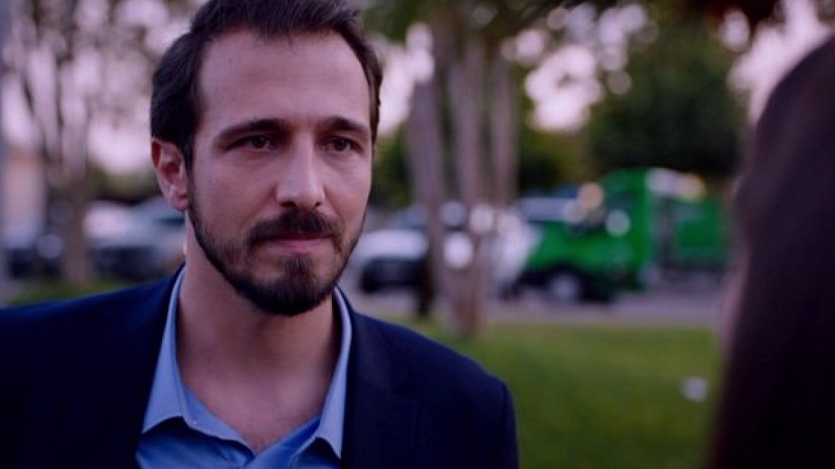 Kızılcık Şerbeti'nin Mustafa'sı Yeni Dizisiyle Ekranlara Dönüyor