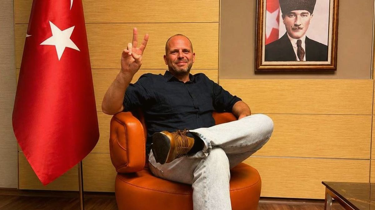 Belçikalı Bakanın Atatürk Paylaşımı Tartışma Yarattı, Özür Diledi