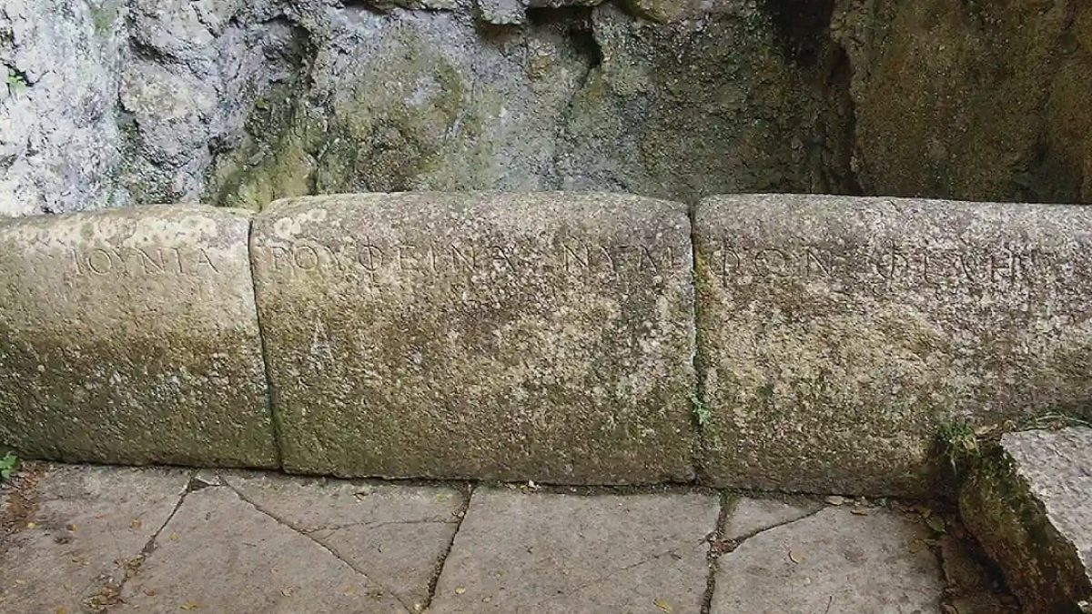 Antik Kuyu, 2 Bin Yıllık Gizemli Kadının İzini Yeniden Ortaya Çıkardı