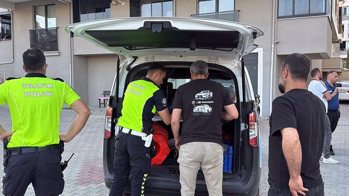 Polis Dur' Diyen Sürücü Kaçtı, Cezası Ağır Oldu