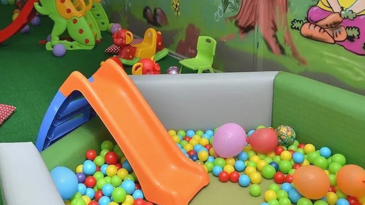 Kamu Kurumlarında Kreş Açma Şartları Yeniden Düzenlendi: Alt Sınır 30'a İndirildi