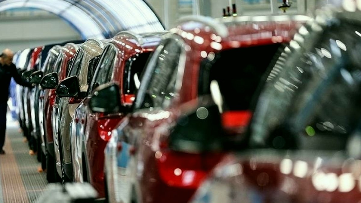 Otomotiv Sektöründe Rekor İhracat: 2026'da Yatay Seyir, 2027'de Büyük Sıçrama Bekleniyor