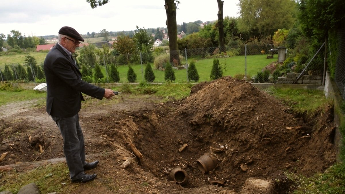 Dedesinin Haritası Kardeşleri 74 Yıllık Hazineye Götürdü