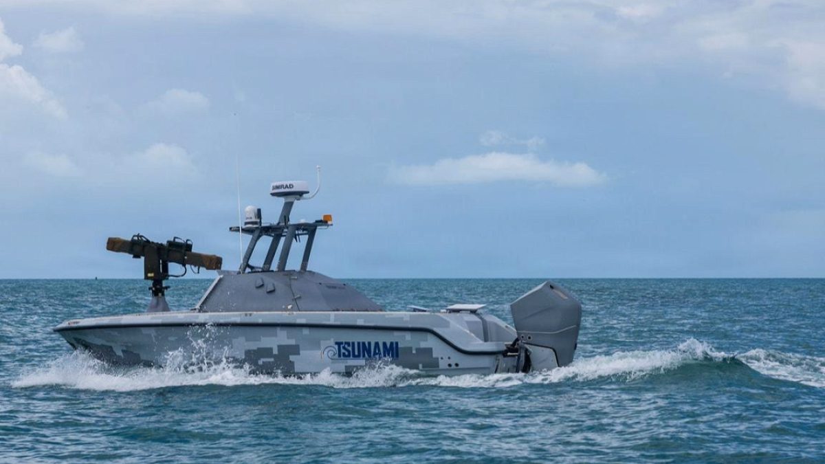ABD, İran'a Karşı Yeni Deniz Drone'larını Hürmüz'de Kullanıma Soktu