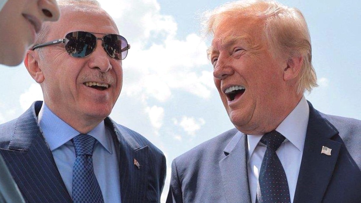 Erdoğan'dan Trump'a Altın İşlemeli Özel Tabanca Hediyesi