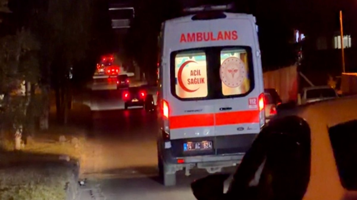 Bolu'da Düğün Salonunda Çıkan Kavga Kanlı Bitti: Ayırmak İsteyenler Yaralandı
