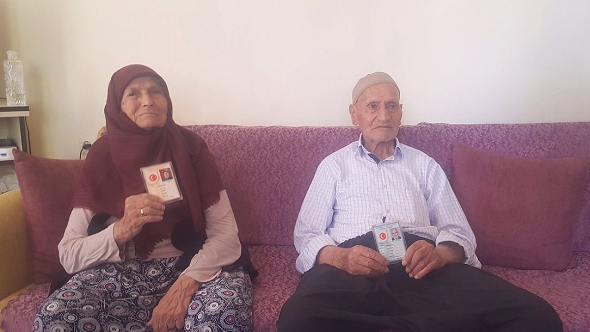 Asırlık Çiftin Uzun Yaşam Sırrı: Sofradan Eksik Etmedikleri 3 Lezzet
