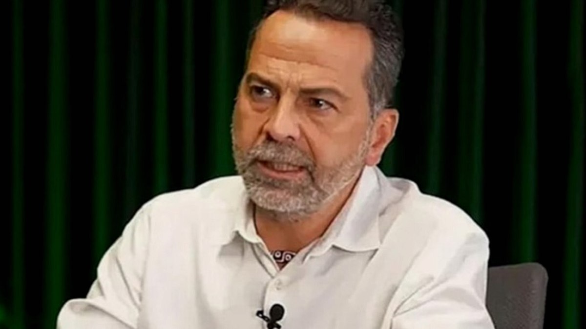 Nasuh Mahruki'nin 15 Temmuz Paylaşımı Tutuklanma Sebebi Oldu