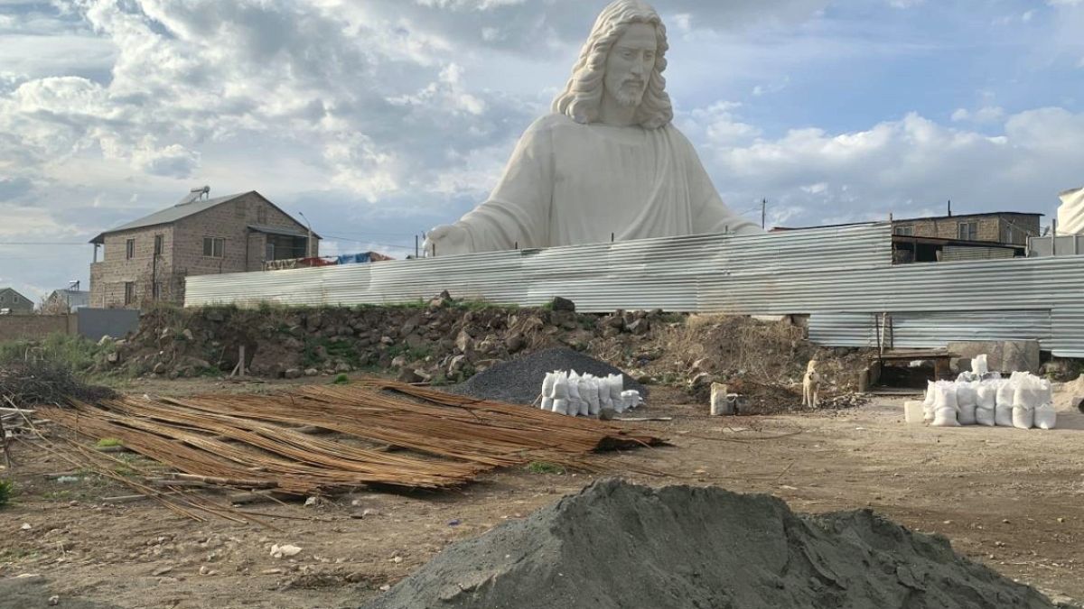 Ermenistan'da Dev İsa Heykeli İnşaatı: Rio'yu Geride Bırakacak Proje