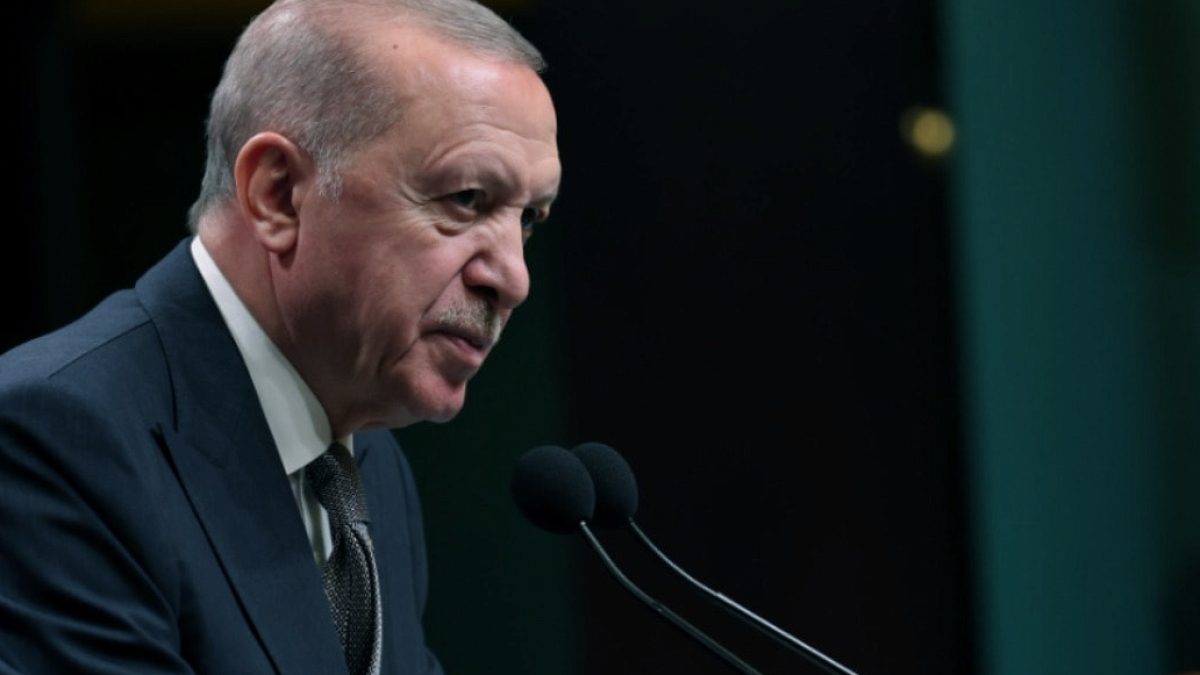 CHP'li Belediye Başkanı AKP'ye Geçiş İçin Erdoğan'ın Onayını Bekliyor