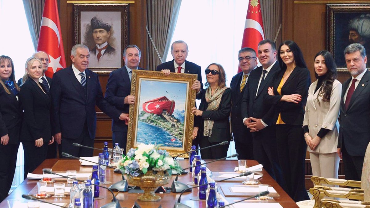 Parlamenter Sisteme Dönüş ve Ömür Boyu Başkanlık İddiası Gündemde