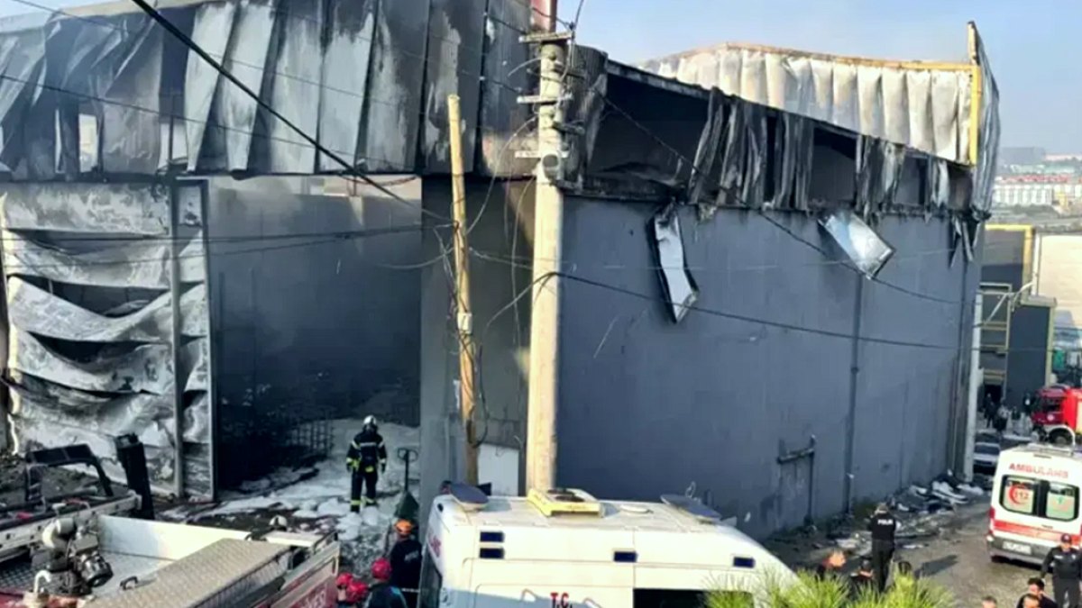 Dilovası'ndaki Yangın Faciası: Kamu Görevlileri Hakkında İddianame Hazırlandı