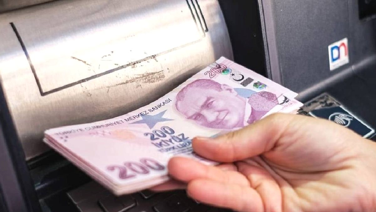 Emeklilere Temmuz'da Üç Farklı Ödeme: Zamlı Maaşlar ve Promosyonlar Yolda