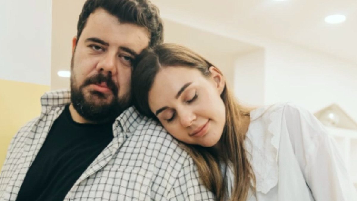 Eser ve Berfu Yenenler'den Yürek Burkan Açıklama: Bebeklerini Kaybettiler