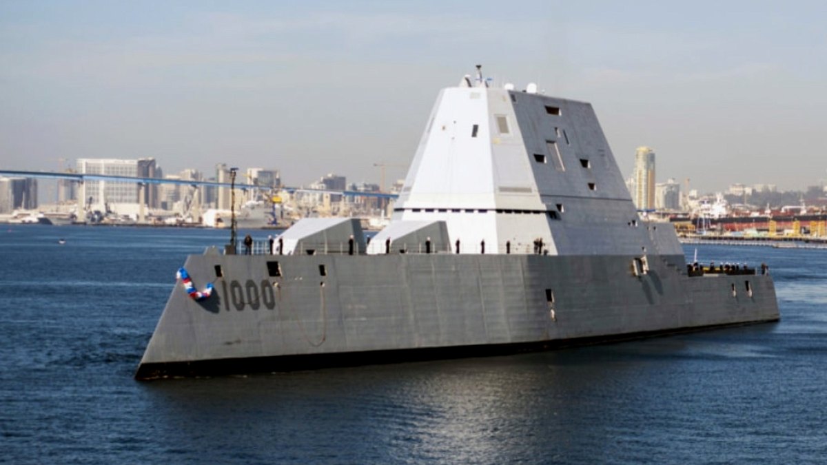 USS Zumwalt'a Hipersonik Güç: Yeni Nesil Füze Sistemiyle Donanıyor