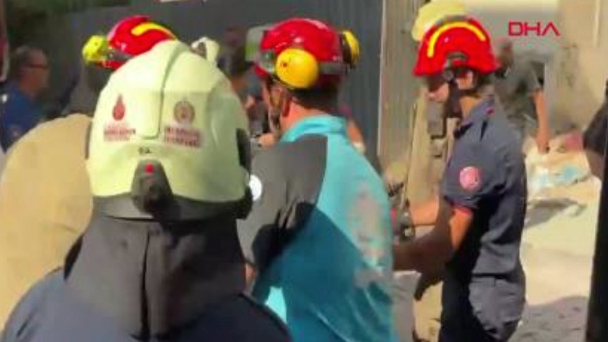 Avcılar'da Yıkım Sırasında Bina Çöktü: İşçi Enkaz Altında Kaldı
