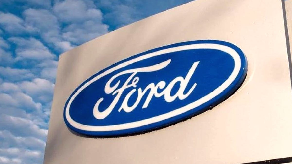 Ford'dan Kritik Geri Çağırma: 565 Bin Araçta Yangın Tehlikesi