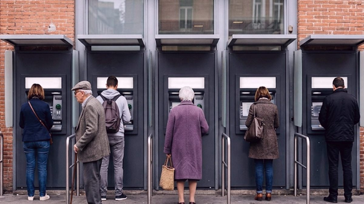Fransa'da Bankamatik Dönüşümü: Ortak Ağ Teknolojisi Geliyor