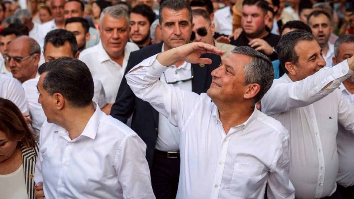 Yeni Parti'den Dijital Hamle: Sosyal Medya Hesapları Açıklandı