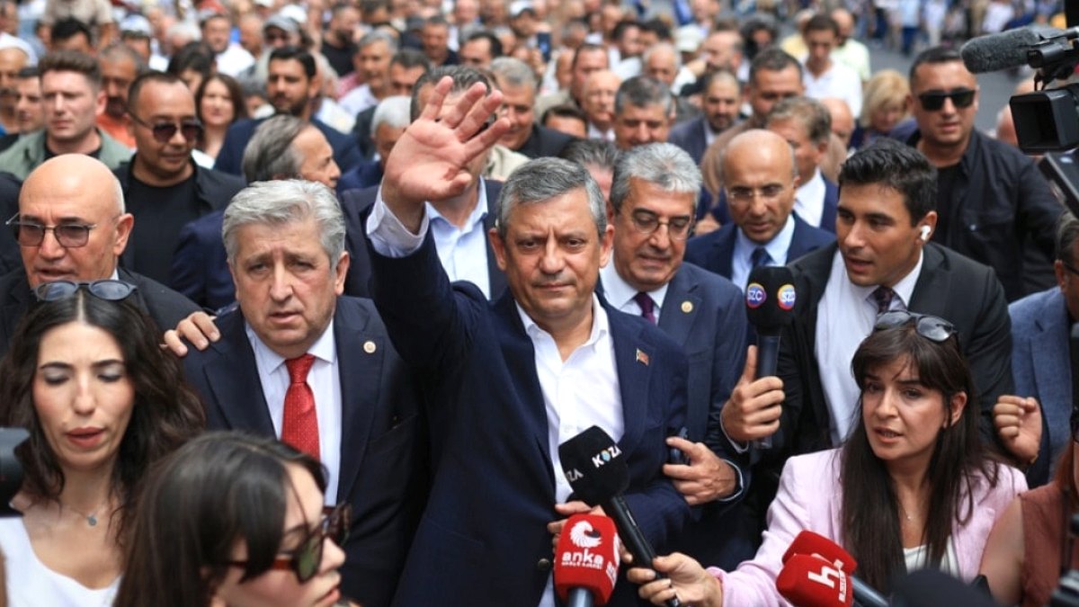 Siyasi Haritada Yeni Bir Dönem: 'YENİ Parti' Kuruldu