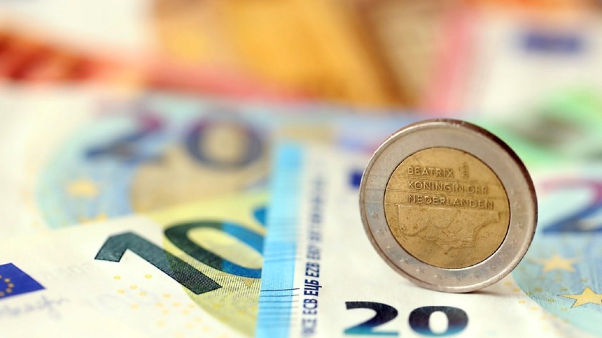 Euro Banknotları Yenileniyor: Tasarımlar Halka Sunuldu