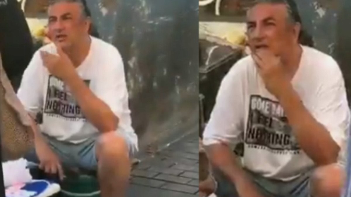 Şarkıcı Çelik Erişçi Pazarda Tezgah Açtı: "Yanında Olmak Destektir"