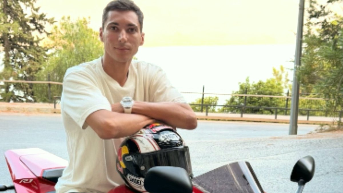 Toprak Razgatlıoğlu'ndan Babasına Duygusal Vefa: Miras Motosikletle Anılarını Canlandırdı