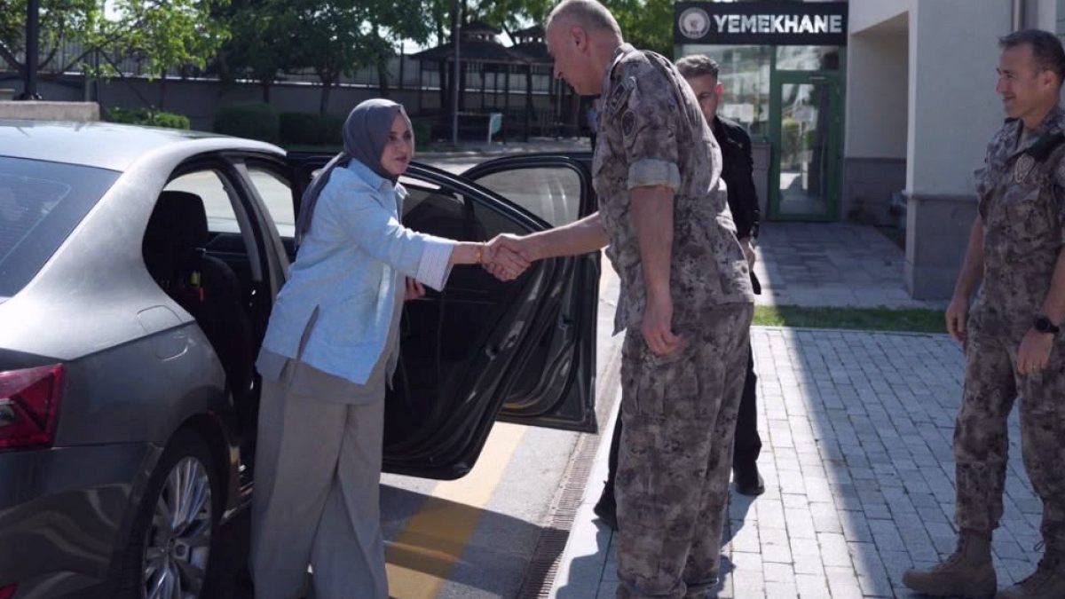 Cumhurbaşkanı Danışmanı Gülşen Orhan Özel Harekat Başkanlığı'nı Ziyaret Etti