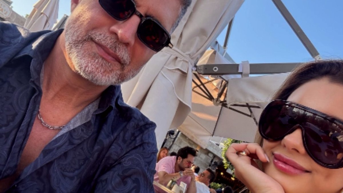 Özcan Deniz ve Samar Dadgar'dan Bodrum'da Romantik Kaçamak