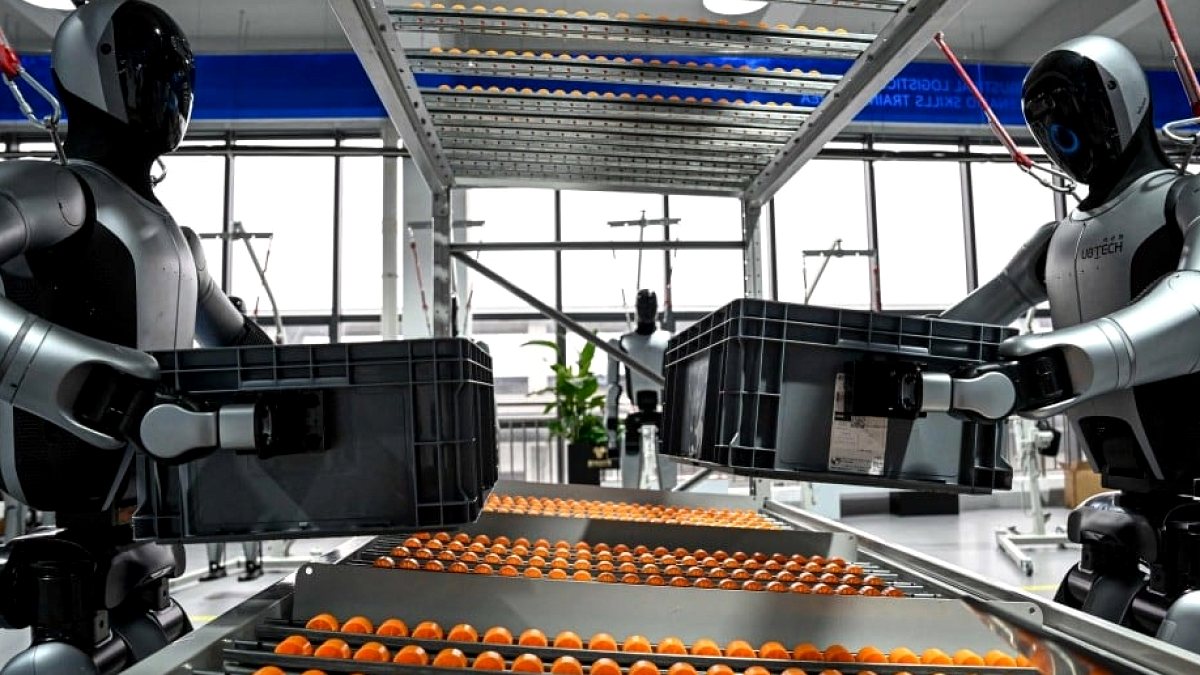 ABD'den Çin'e Teknoloji Darbesi: İnsansı Robotlar ve İnverterlere Yasak
